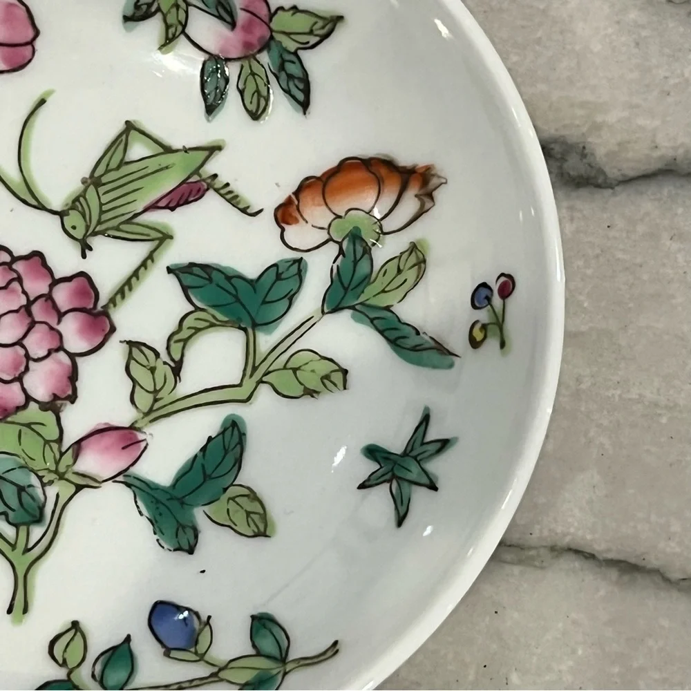 Crescent Court Hotel Made in Hong Kong Dish - Picture 8 of 13